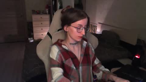 Snapshot of cath_dysphoria_ chatting on 03-20-26, 09:19 CATH online show from 03-20-26, 09:19