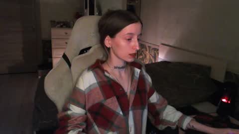 Snapshot of cath_dysphoria_ chatting on 03-30-26, 07:26 CATH online show from 03-30-26, 07:26