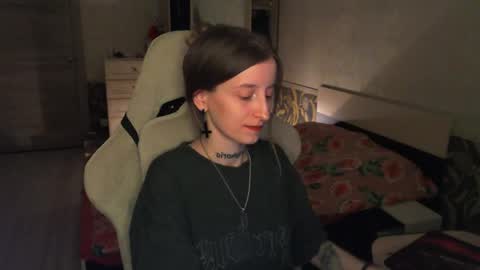 Snapshot of cath_dysphoria_ chatting on 04-28-26, 07:30 CATH online show from 04-28-26, 07:30