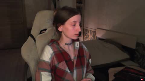 Snapshot of cath_dysphoria_ chatting on 05-08-26, 07:30 CATH online show from 05-08-26, 07:30