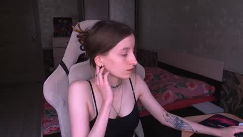 Snapshot of cath_dysphoria_ chatting on 06-27-26, 11:26 CATH online show from 06-27-26, 11:26