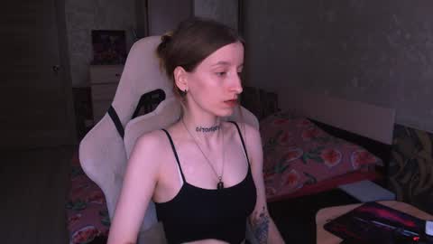 Snapshot of cath_dysphoria_ chatting on 06-28-26, 10:43 CATH online show from 06-28-26, 10:43