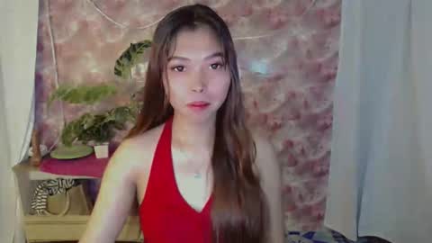 Snapshot of catherine_365 chatting on 05-27-26, 01:46 catherine_365 online show from 05-27-26, 01:46