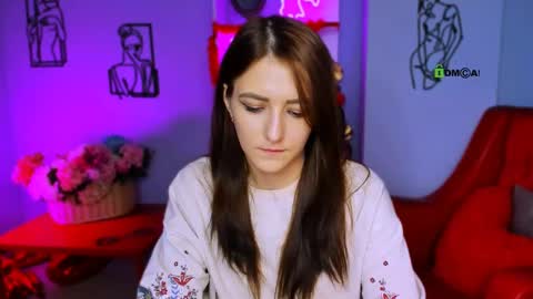 Snapshot of catherine_kitty chatting on 02-25-25, 04:10 Catherine online show from 02-25-25, 04:10