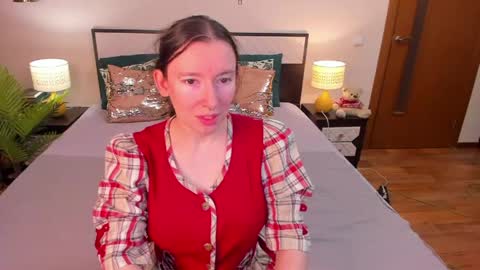 Catrin online show from 05-16-26, 06:43
