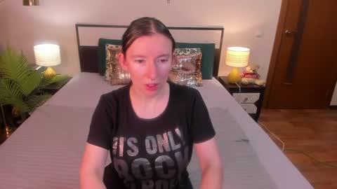 Catrin online show from 07-05-26, 02:29