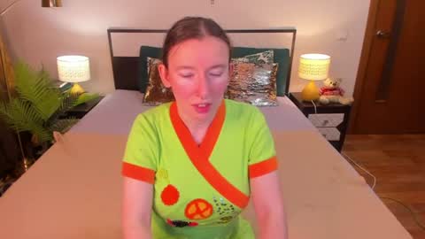 Catrin online show from 07-11-26, 01:41