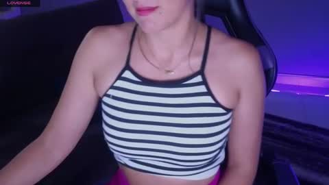 Snapshot of catherinstone chatting on 06-20-26, 09:45 catherinstone online show from 06-20-26, 09:45