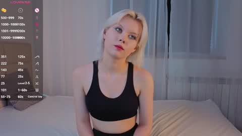 Mia online show from 07-19-26, 11:03