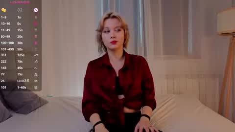 Mia online show from 07-28-26, 11:17