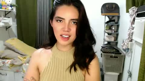 Snapshot of cathy_lyn chatting on 04-30-26, 05:30 cathy_lyn online show from 04-30-26, 05:30