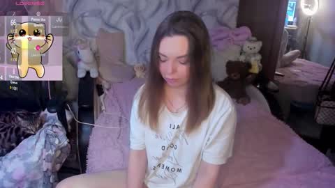 .  .  online show from 10-23-25, 01:21