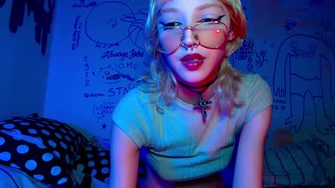 Snapshot of catkief420 chatting on 01-29-25, 12:12 Cat online show from 01-29-25, 12:12