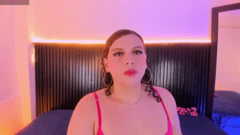Snapshot of catleyanoire_ chatting on 04-05-26, 09:56 Catleya Noire online show from 04-05-26, 09:56