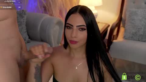 IG soycatrinaoficial online show from 09-15-25, 09:04