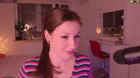 Snapshot of catromance chatting on 03-09-25, 06:21 Katerina online show from 03-09-25, 06:21