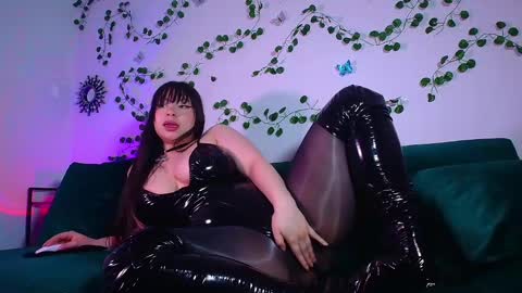 CATALEYA  online show from 03-11-25, 02:54