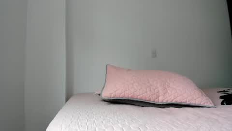 Snapshot of cattaleya_rose chatting on 06-05-26, 09:20 Catta online show from 06-05-26, 09:20