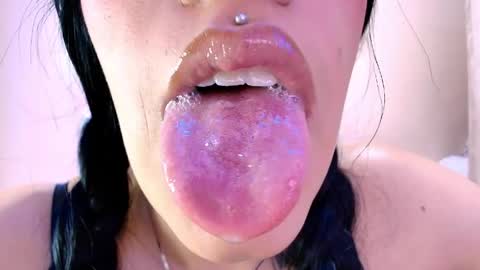 Cattleya online show from 03-22-26, 03:32