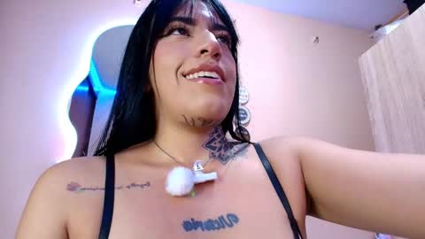Snapshot of catte_jensen chatting on 04-23-26, 05:08 Cattleya online show from 04-23-26, 05:08