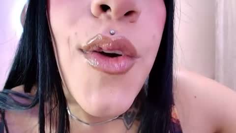 Snapshot of catte_jensen chatting on 07-17-26, 04:52 Cattleya online show from 07-17-26, 04:52