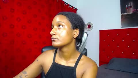Snapshot of cattleya_hotgirl chatting on 02-19-25, 06:21 Cattleya online show from 02-19-25, 06:21