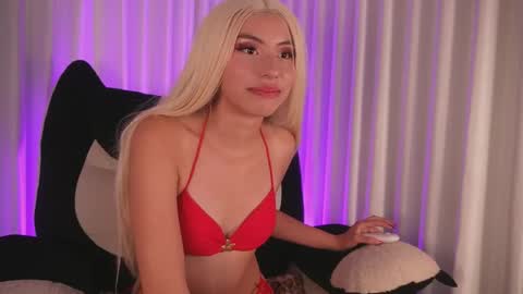 Snapshot of cattymai chatting on 06-05-26, 04:08 Catty mai online show from 06-05-26, 04:08