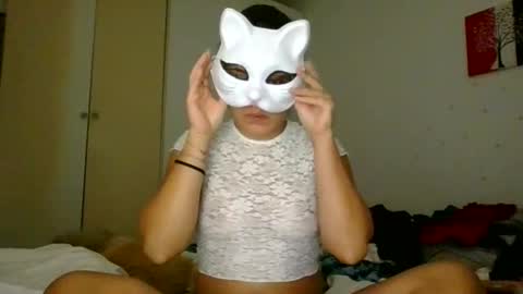 Snapshot of catwomanxoxo_ chatting on 10-25-25, 11:21 CatWomanXoXo online show from 10-25-25, 11:21