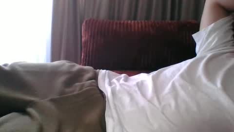 Snapshot of caucaz13 chatting on 01-12-26, 12:43 caucaz13 online show from 01-12-26, 12:43