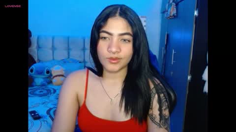 Snapshot of caylinn19 chatting on 09-22-25, 04:47 Caylinn online show from 09-22-25, 04:47