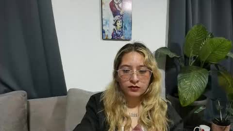 ccuteass online show from 12-23-24, 02:45
