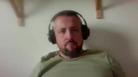 Snapshot of cebcool chatting on 11-30-25, 01:04 Sb online show from 11-30-25, 01:04