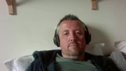 Snapshot of cebcool chatting on 04-05-26, 01:19 Sb online show from 04-05-26, 01:19