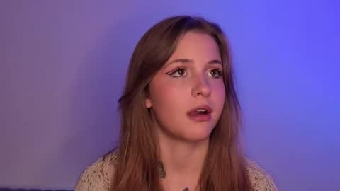 Snapshot of ceceliapidcock chatting on 11-26-25, 07:48 Lina online show from 11-26-25, 07:48