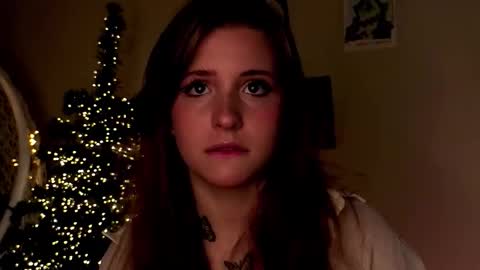 Snapshot of ceceliapidcock chatting on 01-07-26, 07:05 Lina online show from 01-07-26, 07:05