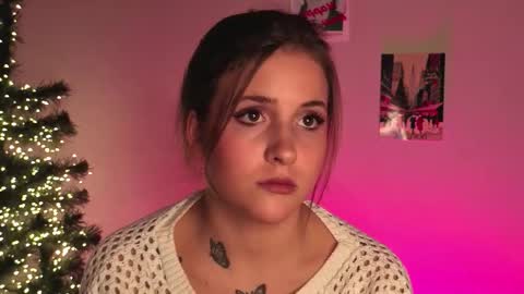 Snapshot of ceceliapidcock chatting on 01-14-26, 10:58 Lina online show from 01-14-26, 10:58