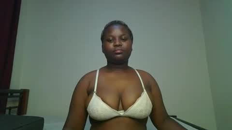 ceepretty25 online show from 12-22-25, 10:29