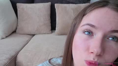 Josie Manesi online show from 05-01-26, 06:07