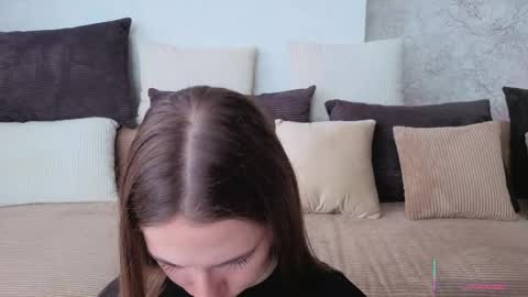 Josie Manesi online show from 05-04-26, 06:20