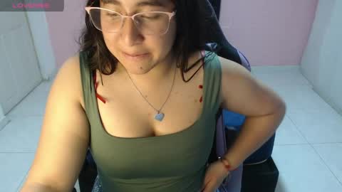 Snapshot of celeste817631 chatting on 05-11-26, 02:45 celeste817631 online show from 05-11-26, 02:45