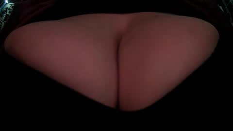 Snapshot of celeste_bbw_ chatting on 01-01-25, 09:49 Celeste online show from 01-01-25, 09:49