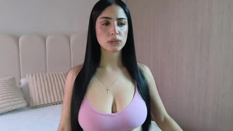 Snapshot of celeste_tailor_ chatting on 05-18-26, 06:36 Celeste Tailor online show from 05-18-26, 06:36