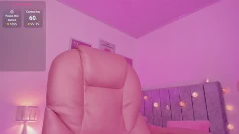 Snapshot of celestecute_ chatting on 12-23-24, 01:40 Celeste   INSTAGRAM Celestecute 01 online show from 12-23-24, 01:40