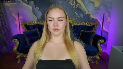 celestenoirr online show from 10-20-25, 12:49