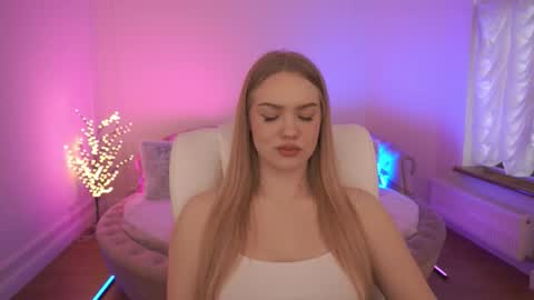 celestenoirr online show from 02-11-26, 07:57