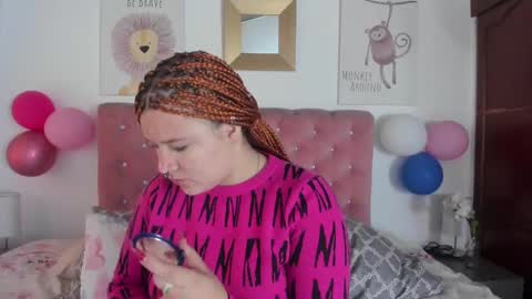 Snapshot of celesteredds chatting on 09-22-25, 11:34 Celeste online show from 09-22-25, 11:34