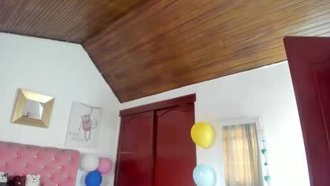 Snapshot of celesteredds chatting on 09-25-25, 11:36 Celeste online show from 09-25-25, 11:36