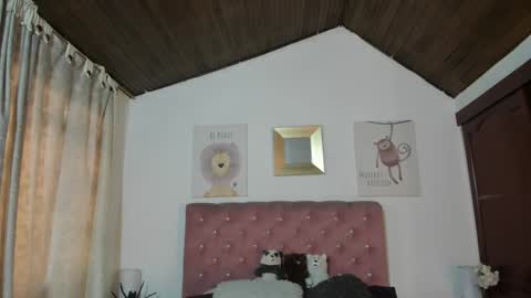 Snapshot of celesteredds chatting on 11-05-25, 11:21 Celeste online show from 11-05-25, 11:21