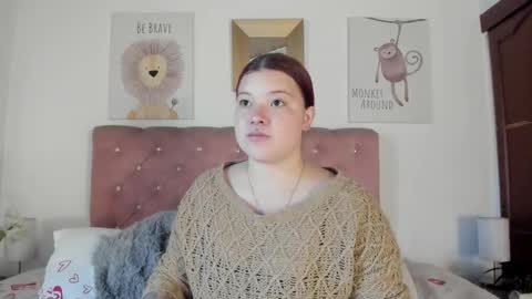 Snapshot of celesteredds chatting on 12-17-25, 11:27 Celeste online show from 12-17-25, 11:27