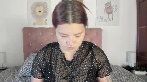 Snapshot of celesteredds chatting on 01-09-26, 11:35 Celeste online show from 01-09-26, 11:35